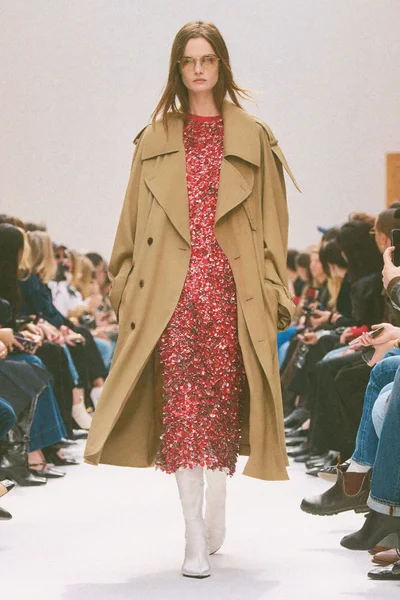Look 32
